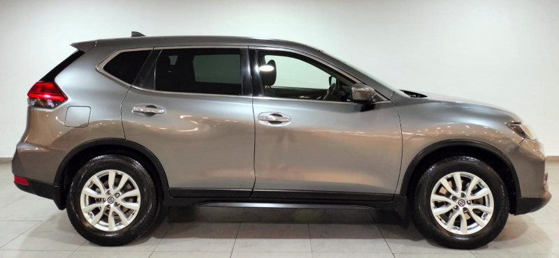 Nissan X-Trail  5 pts. Sense, TA, CD, 5 pas., RA-17 (línea anterior) 2019